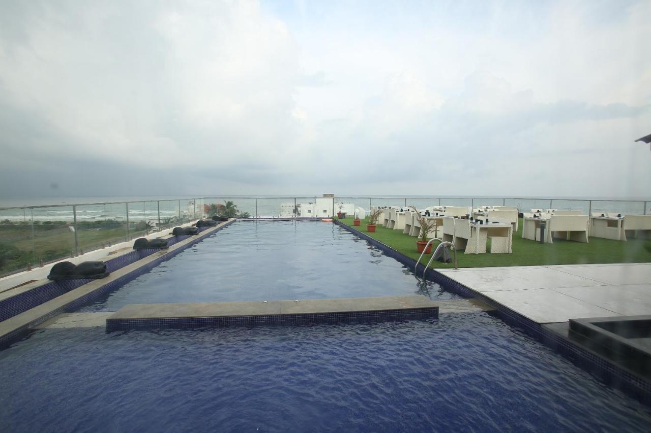 The Bentley Seaside Boutique Hotel Chennai Esterno foto